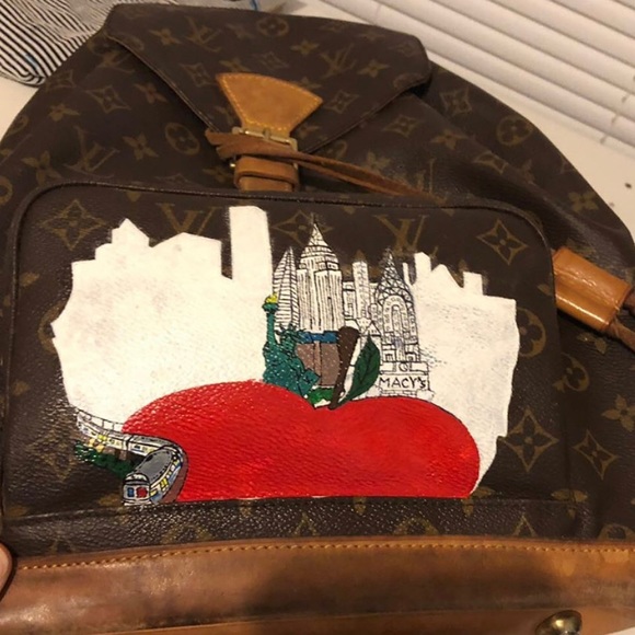 Just Sharing!! LV Montosuris GM BackPack 🎒 - Picture 3 of 10
